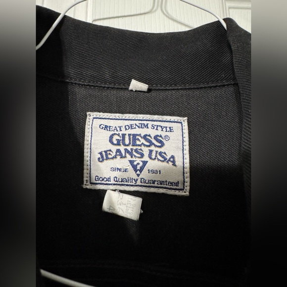 GUESS JEANS VINTAGE JEAN JACKET! GREAT CONDITION. HALF OFF BOOM! - Picture 2 of 4